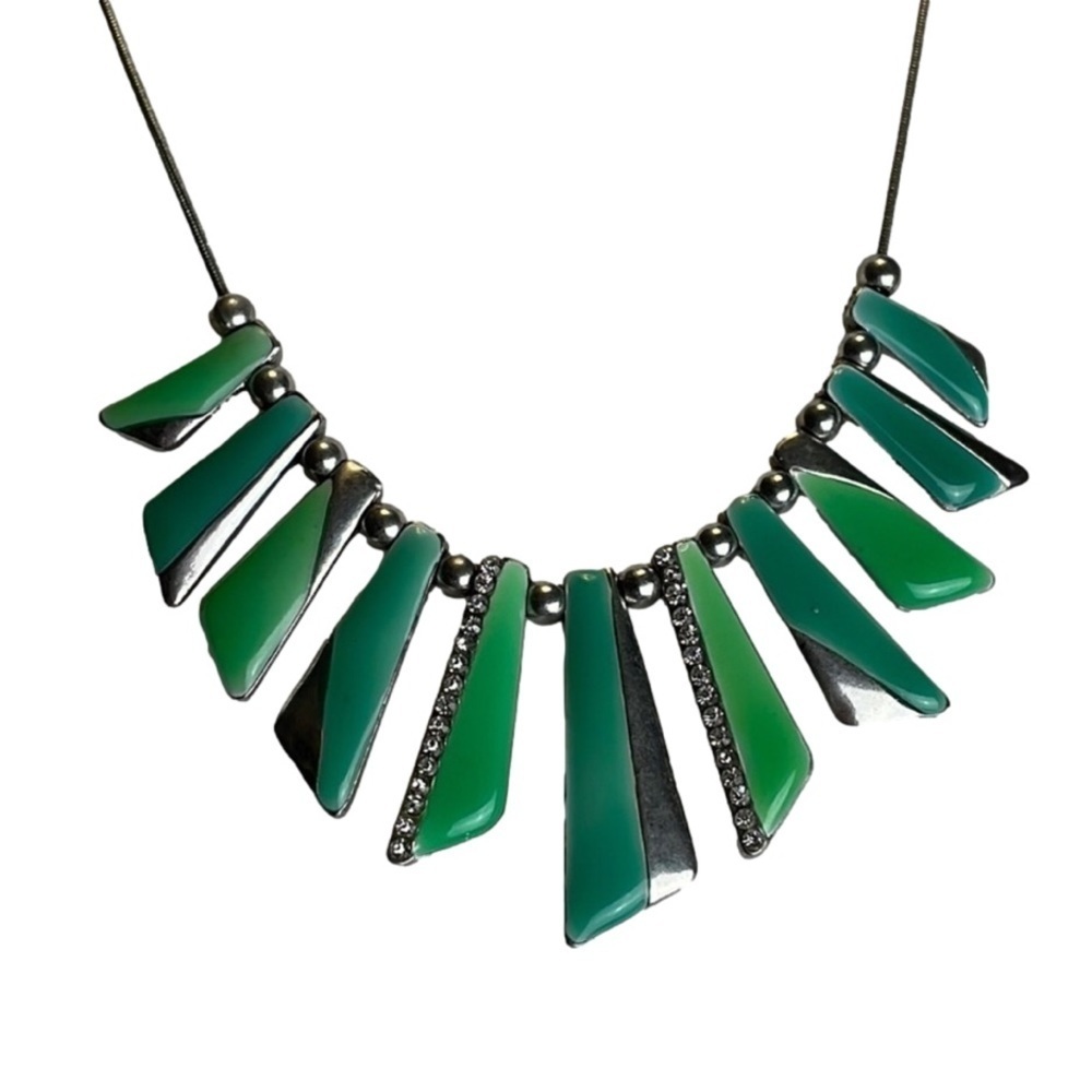 Green & Silver Metal Bohemian Necklace